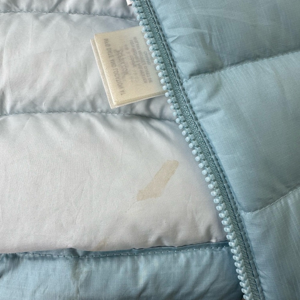 Patagonia Periwinkle Youth Puffer Vest. Size L 12 Youth - Picture 8 of 9